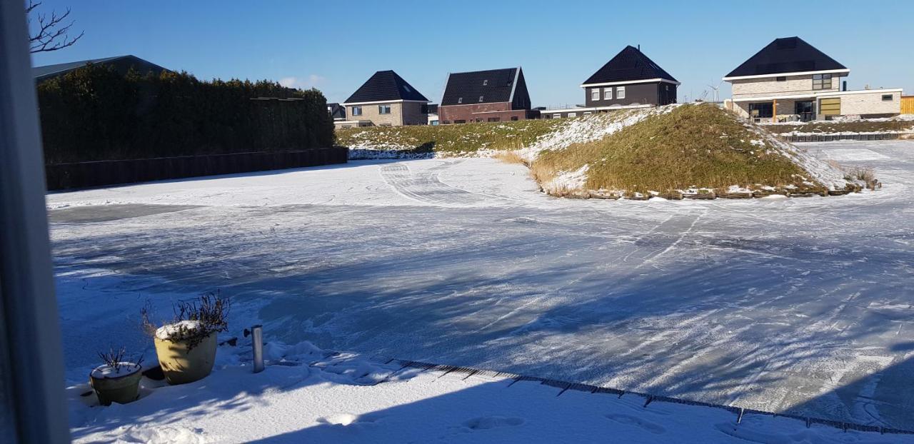 Prachtig Vrijstaand Appartement Aan Het Water Хеерхуговаард Екстериор снимка